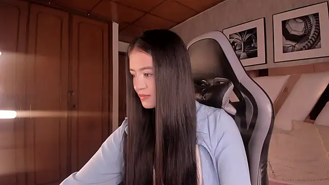 HaathorX online show from 12-19-25, 02:08