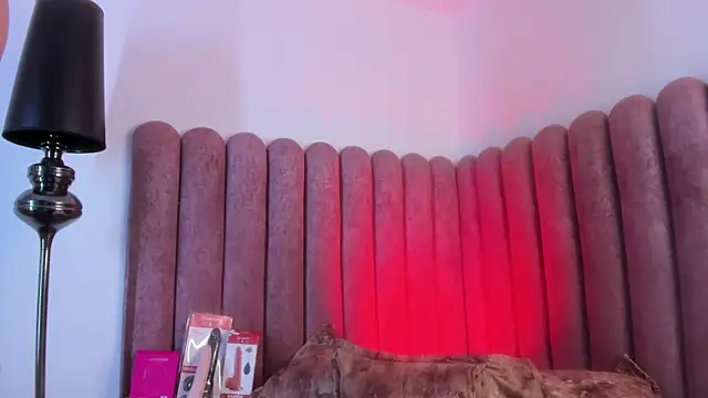 VanessaParis   online show from 12-02-25, 10:11