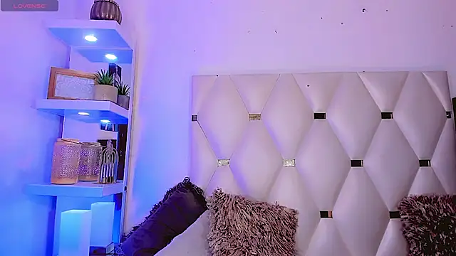  IsabellaRousse online show from 03-01-26, 08:31