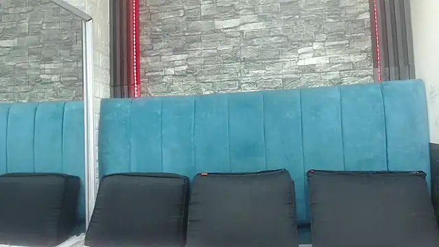 Lil Rose2006 online show from 12-05-25, 12:04