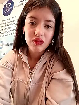 Snapshot of SALOME-28_ chatting on 01-13-26, 02:21 SALOME-28 online show from 01-13-26, 02:21