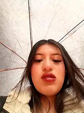 Snapshot of SALOME-28_ chatting on 03-18-26, 01:46 SALOME-28 online show from 03-18-26, 01:46