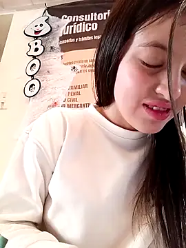 Snapshot of SALOME-28_ chatting on 10-25-25, 02:39 SALOME-28 online show from 10-25-25, 02:39