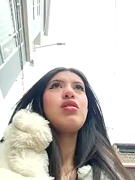 Snapshot of SALOME-28_ chatting on 03-17-26, 01:03 SALOME-28 online show from 03-17-26, 01:03