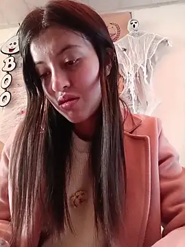 Snapshot of SALOME-28_ chatting on 10-24-25, 03:33 SALOME-28 online show from 10-24-25, 03:33