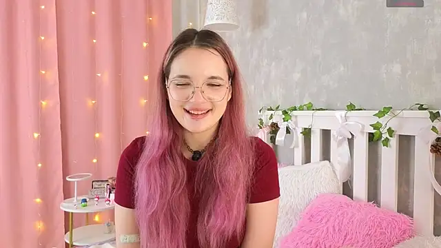 vivyboo111 online show from 05-08-26, 08:12