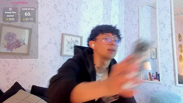 liam twiink online show from 03-21-26, 07:18