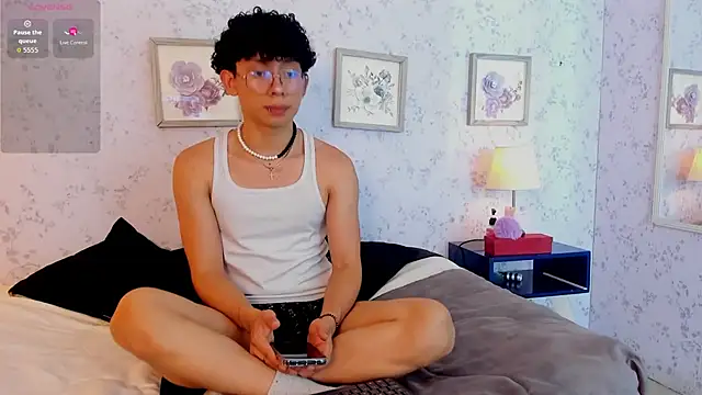 liam twiink online show from 03-31-26, 07:27