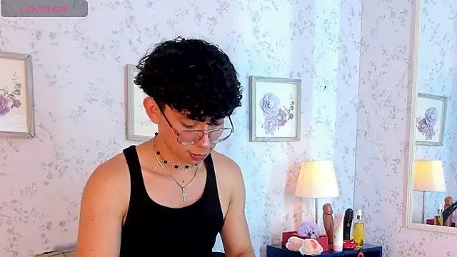 liam twiink online show from 03-20-26, 07:37