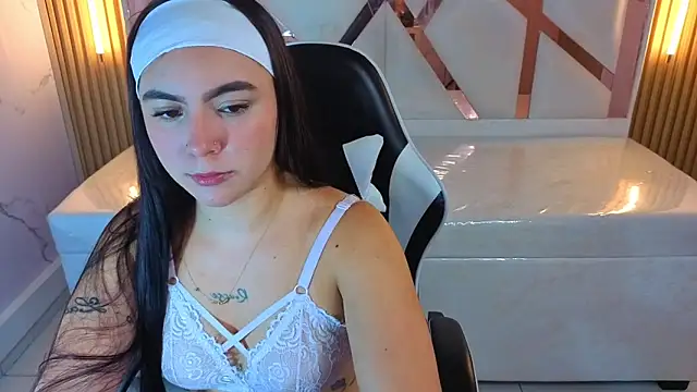 Snapshot of scarlett_smith_tp chatting on 09-30-25, 01:06 scarlett smith tp online show from 09-30-25, 01:06
