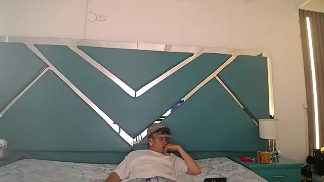 oblivionlove online show from 02-27-26, 07:57