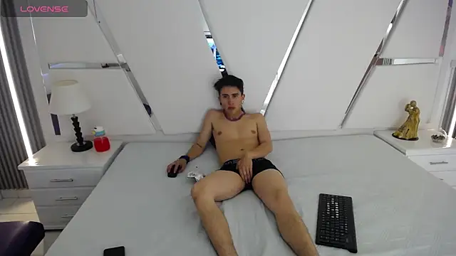 oblivionlove online show from 04-07-26, 09:38