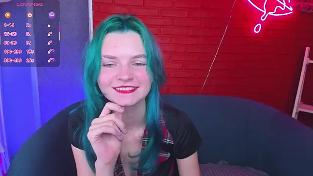 Lika Sky online show from 11-18-25, 03:59