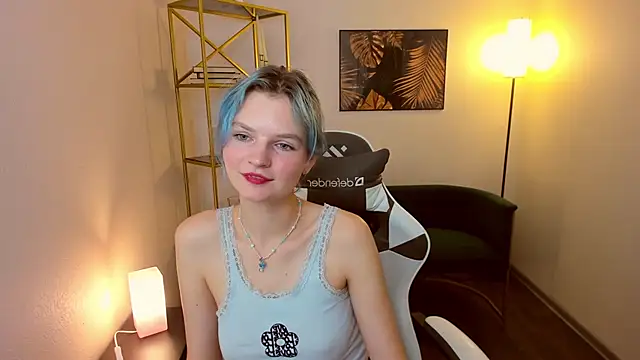 Snapshot of Lika_Sky chatting on 10-09-25, 11:00 Lika Sky online show from 10-09-25, 11:00