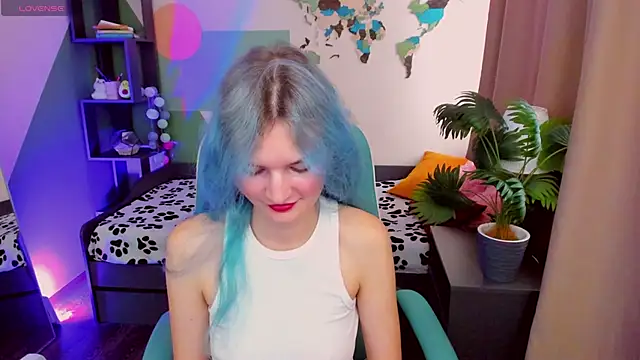 Snapshot of Lika_Sky chatting on 10-04-25, 11:12 Lika Sky online show from 10-04-25, 11:12