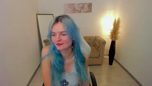 Snapshot of Lika_Sky chatting on 10-03-25, 04:08 Lika Sky online show from 10-03-25, 04:08