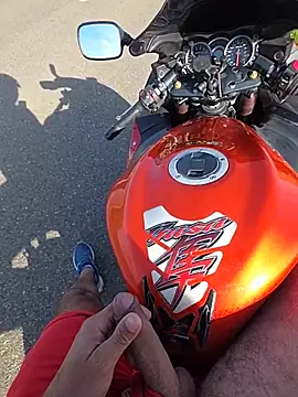 Foxbiker online show from 05-29-26, 03:07