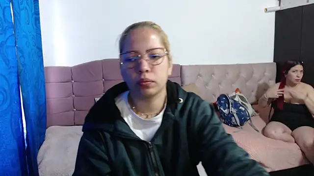 LITTLEKITTY19 online show from 01-13-26, 12:31