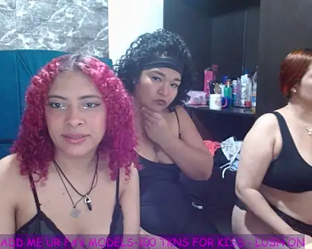 LITTLEKITTY19 online show from 05-19-26, 01:18