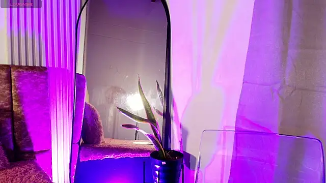 Missdionne curly online show from 03-28-26, 10:27