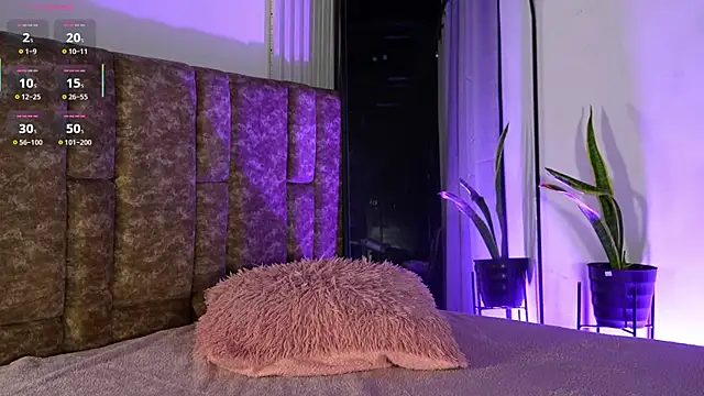 Missdionne curly online show from 04-09-26, 11:05