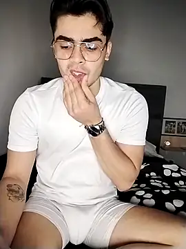 Mason grey online show from 11-08-25, 09:40