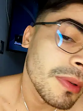 Mason grey online show from 10-26-25, 01:55