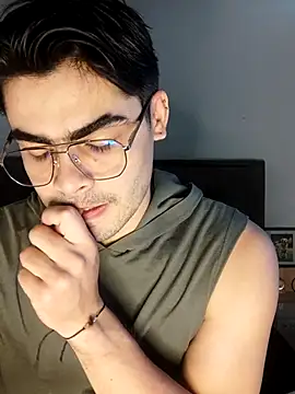 Mason grey online show from 11-14-25, 02:32