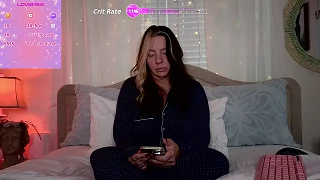 STIFFLERSMOMM online show from 01-09-26, 01:40