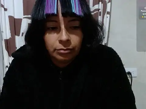 Snapshot of Acelinrose chatting on 05-09-26, 01:09 Acelinrose online show from 05-09-26, 01:09