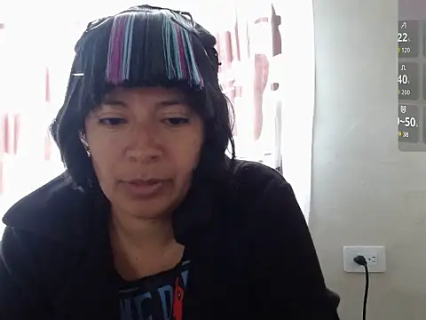 Snapshot of Acelinrose chatting on 02-02-26, 03:11 Acelinrose online show from 02-02-26, 03:11