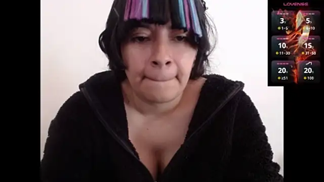 Acelinrose online show from 11-12-25, 01:59