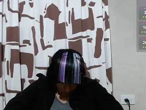 Snapshot of Acelinrose chatting on 02-16-26, 01:04 Acelinrose online show from 02-16-26, 01:04