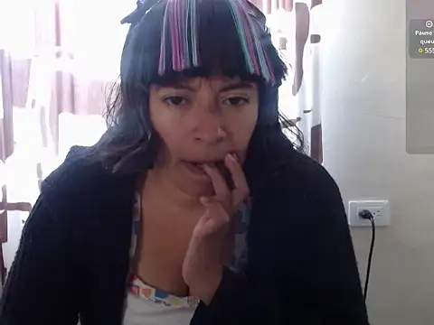 Snapshot of Acelinrose chatting on 04-28-26, 10:03 Acelinrose online show from 04-28-26, 10:03