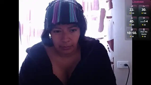 Snapshot of Acelinrose chatting on 01-19-26, 03:49 Acelinrose online show from 01-19-26, 03:49