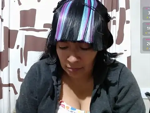 Snapshot of Acelinrose chatting on 02-21-26, 12:56 Acelinrose online show from 02-21-26, 12:56