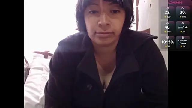 Acelinrose online show from 01-13-26, 02:21