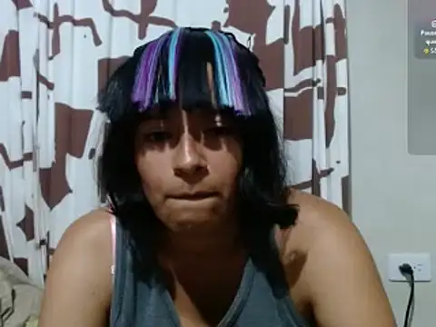 Snapshot of Acelinrose chatting on 05-24-26, 01:49 Acelinrose online show from 05-24-26, 01:49
