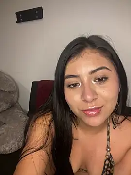 Snapshot of Chloe_Dolce chatting on 10-09-25, 12:55 Chloe Dolce online show from 10-09-25, 12:55