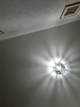 Snapshot of jimmyking1004___ chatting on 09-20-25, 01:32 jimmyking1004 online show from 09-20-25, 01:32