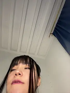  amelie- online show from 04-21-26, 11:00