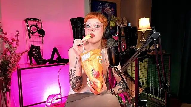 tacodeluxxxe online show from 05-06-26, 11:53