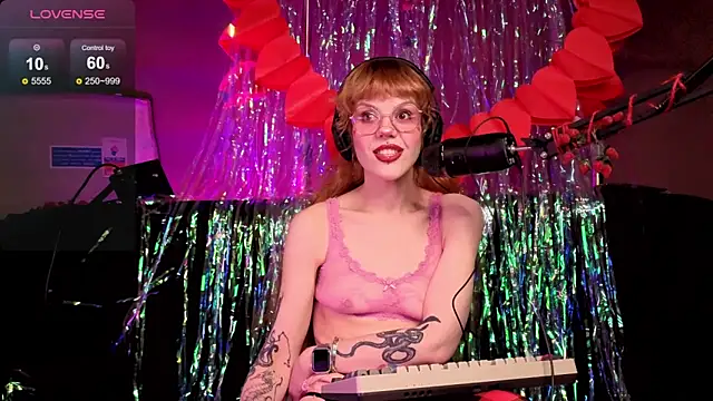 Snapshot of tacodeluxxxe chatting on 02-07-26, 05:26 tacodeluxxxe online show from 02-07-26, 05:26