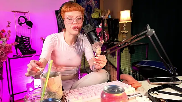tacodeluxxxe online show from 05-10-26, 09:49