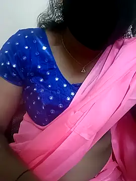 Snapshot of Anusree-Sexy chatting on 09-22-25, 04:07 Anusree-Sexy online show from 09-22-25, 04:07