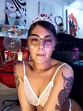 Snapshot of ValeNiitaLuv chatting on 10-07-25, 10:33 ValeNiitaLuv online show from 10-07-25, 10:33