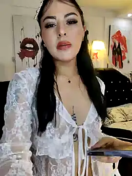 ValeNiitaLuv online show from 01-17-26, 02:48