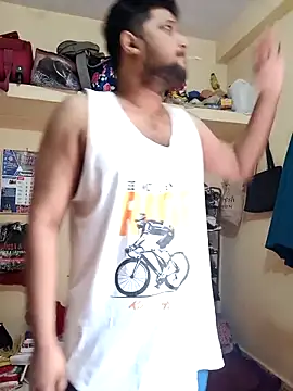 chunkyguy98 online show from 09-23-25, 03:46