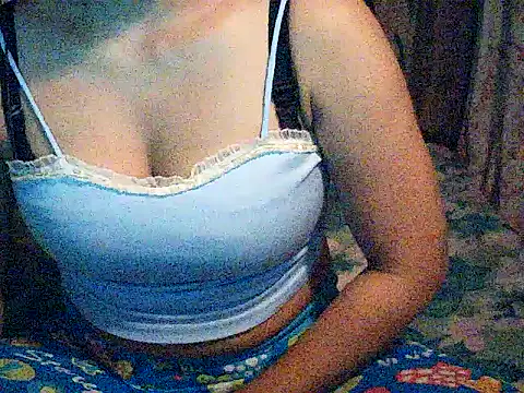 Snapshot of Hot_aya0516 chatting on 10-03-25, 12:50 Hot aya0516 online show from 10-03-25, 12:50