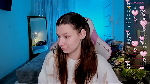 LinaBlossom  online show from 05-17-26, 06:24